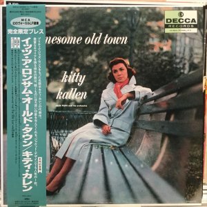 画像1: Kitty Kallen / It's A Lonesome Old Town