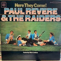 Paul Revere & The Raiders / Here They Come!